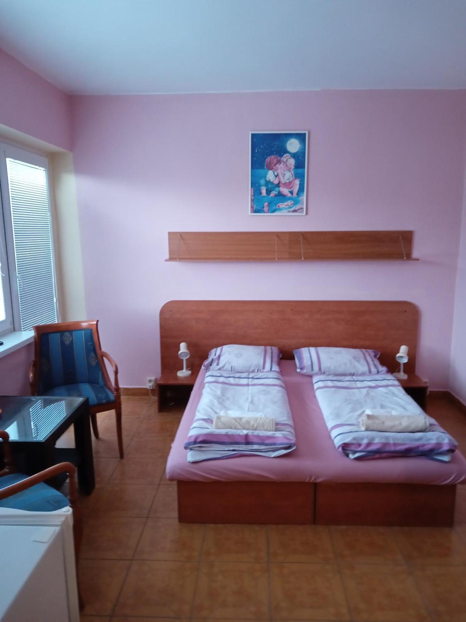 Garni Hotel Sonata เตรนชิอาสกี เตปลิตเซ ภายนอก รูปภาพ